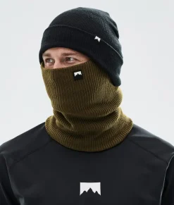 Classic Knitted